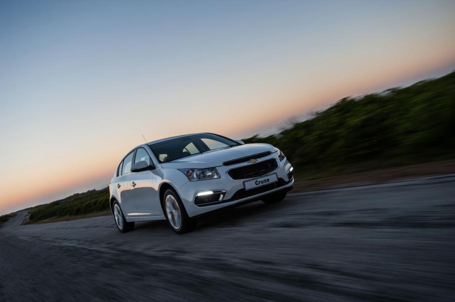  Chevrolet Cruze Hatchback 2015 года  (ZA) (фото 4 из 14)